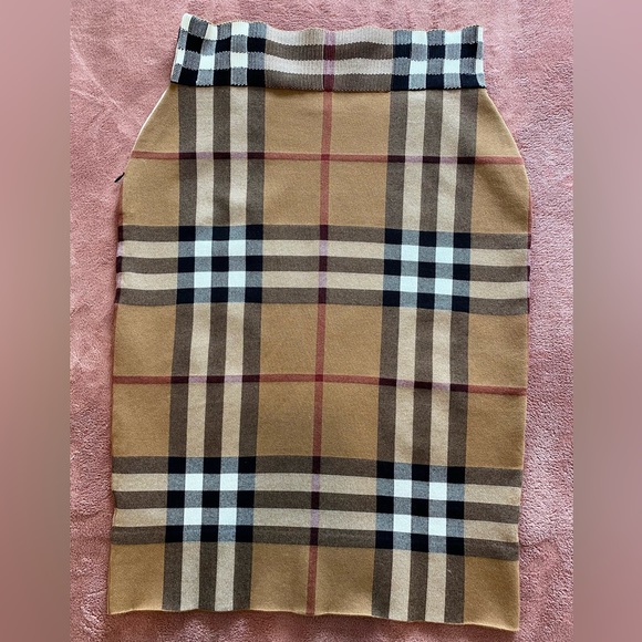 Burberry authentic Check Cotton Silk Blend Jacquard Skirt - Picture 4 of 7